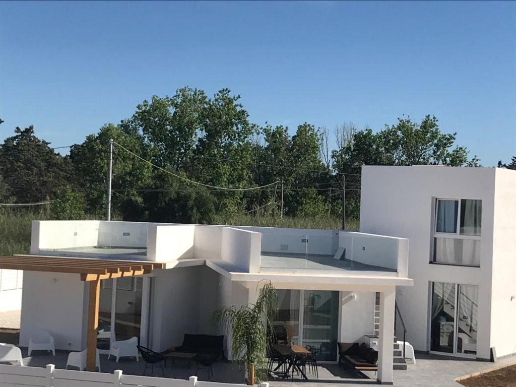 Vila La Perla Bianca Porto Palo Exteriér fotografie