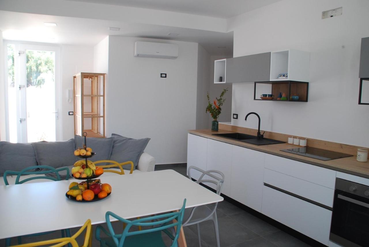 Vila La Perla Bianca Porto Palo Exteriér fotografie