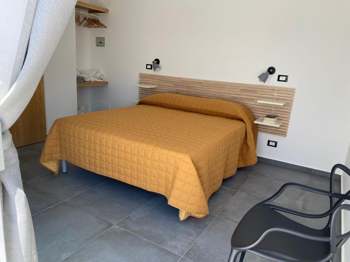 Vila La Perla Bianca Porto Palo Exteriér fotografie