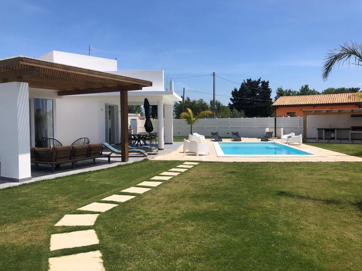 Vila La Perla Bianca Porto Palo Exteriér fotografie